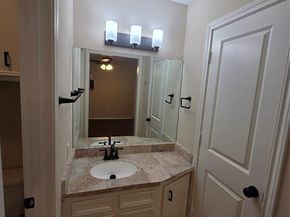 1507  Clover Hill Road , Mansfield Texas 76063