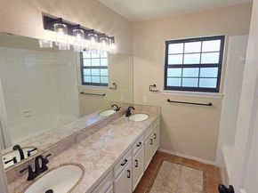 1507  Clover Hill Road , Mansfield Texas 76063