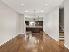 3210  Carlisle Street  19, Dallas Texas 75204