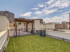 3210  Carlisle Street  19, Dallas Texas 75204