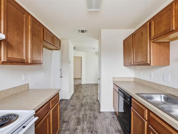 10716  Wild Oak Drive , Fort Worth Texas 76140