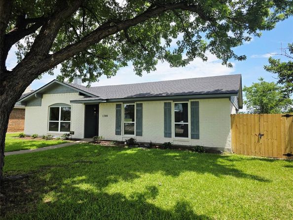 1308  Grinnel Drive , Mesquite Texas 75150