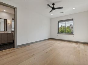 3716 W Beverly Drive , Dallas Texas 75209
