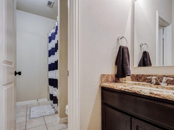1005  Oarlock Drive , Crowley Texas 76036