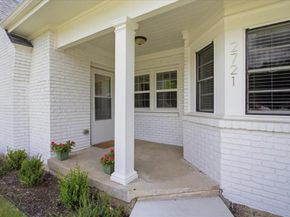 2721  Benbrook Boulevard , Fort Worth Texas 76109
