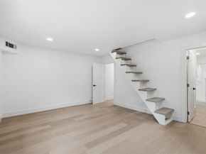 1521  El Campo Drive , Dallas Texas 75218