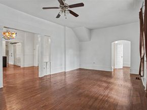 1601 S Henderson Street , Fort Worth Texas 76104