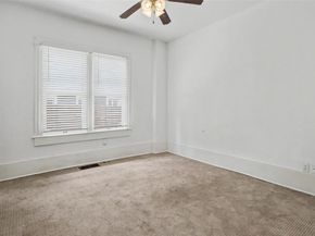1601 S Henderson Street , Fort Worth Texas 76104
