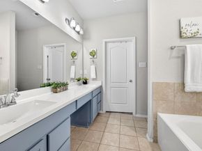 1425  Bull Street , Aubrey Texas 76227