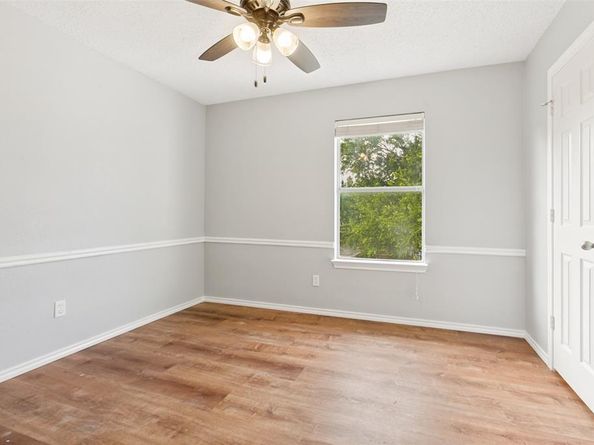 1209  Montclair Drive , Garland Texas 75040