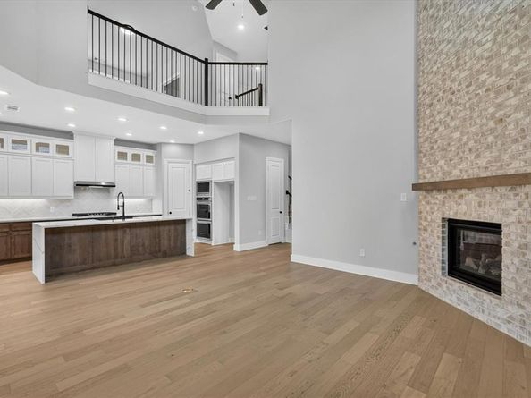 2624  Buckingham Lane , Celina Texas 75009