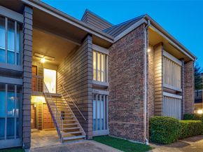 5140  Amesbury Drive  212, Dallas Texas 75206
