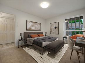 5140  Amesbury Drive  212, Dallas Texas 75206