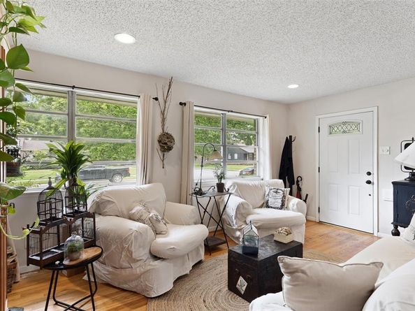 7103  Wake Forrest Drive , Dallas Texas 75214