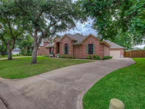 8210  Turnberry Street , Rowlett Texas 75089