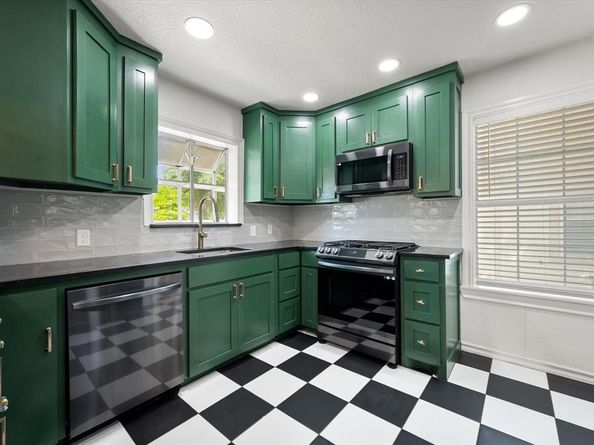 4521  Calmont Avenue , Fort Worth Texas 76107