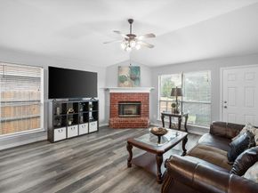 7321  Grass Valley Trail , Fort Worth Texas 76123