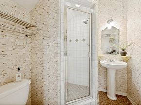 6046  Penrose Avenue , Dallas Texas 75206