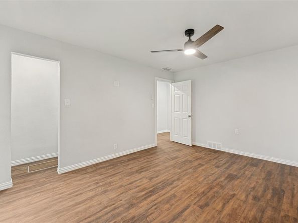 5520  Jewell Avenue , Fort Worth Texas 76112
