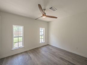 6  Honor Oak Lane , Bedford Texas 76022
