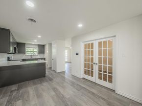 6  Honor Oak Lane , Bedford Texas 76022