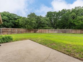 2403  Casey Court , Arlington Texas 76013