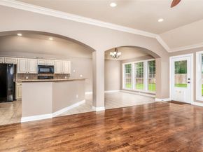 2403  Casey Court , Arlington Texas 76013