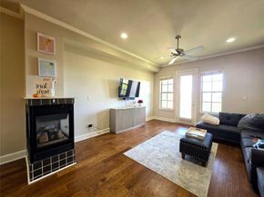 2800  Sandage Avenue  206, Fort Worth Texas 76109