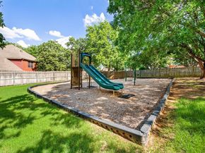 2706  Red Oak Court W, Colleyville Texas 76034