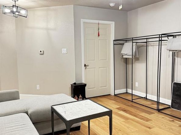 9833  Walnut Street  106, Dallas Texas 75243