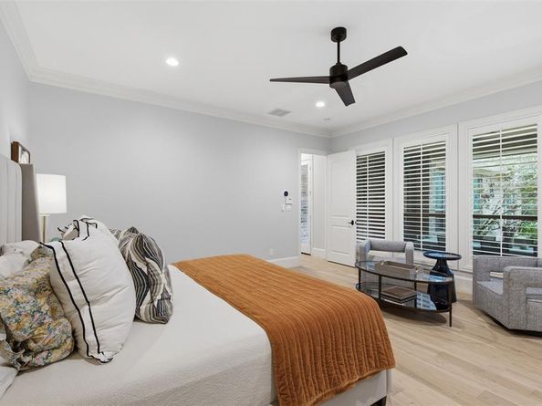 1439  Tranquilla Drive , Dallas Texas 75218