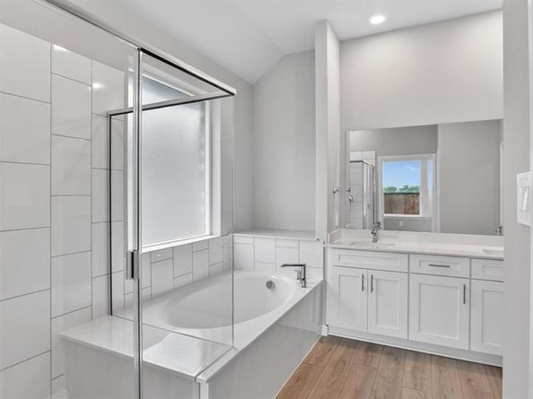 3285  GRAYTON Street , Grand Prairie Texas 76065