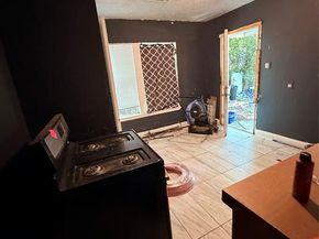 1531  Padgitt Avenue , Dallas Texas 75203