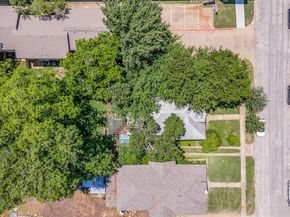 520 W 9th Street , Dallas Texas 75208