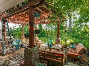 520 W 9th Street , Dallas Texas 75208