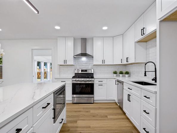 609  Warren Drive , Garland Texas 75042