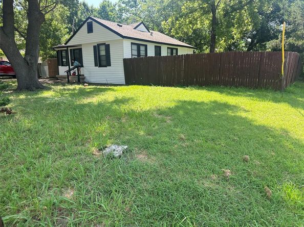 1602  Bruce Drive , Garland Texas 75043