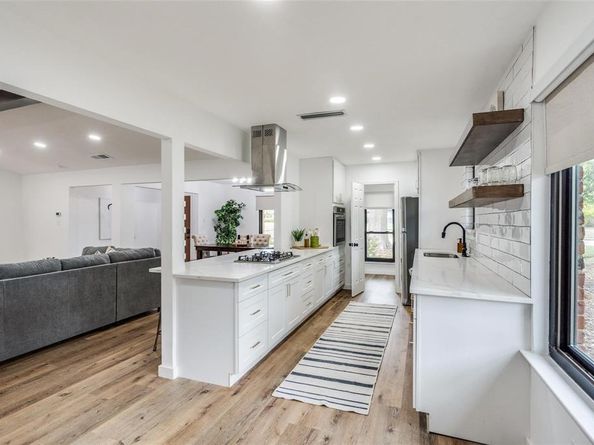 2202  Owens Boulevard , Richardson Texas 75082