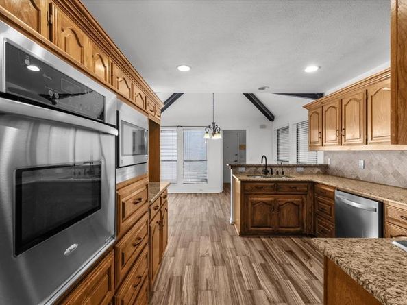3736  Solarium Place , Plano Texas 75075