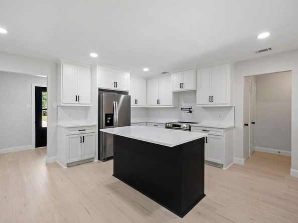 1700  Jasmine Lane , Plano Texas 75074