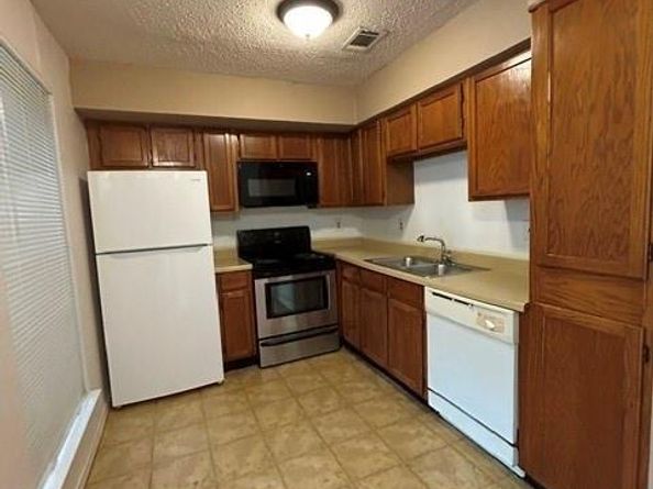 9839  Walnut Street  T103, Dallas Texas 75243