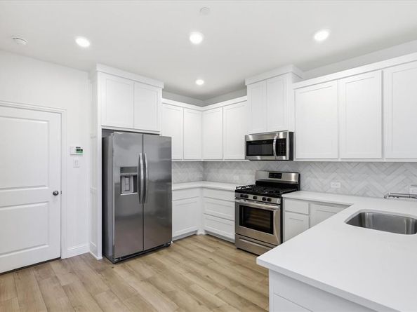 2537  Buttonbush Lane , Garland Texas 75042