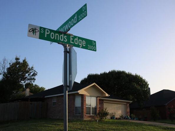 3155  Ponds Edge Trail , Grand Prairie Texas 75052