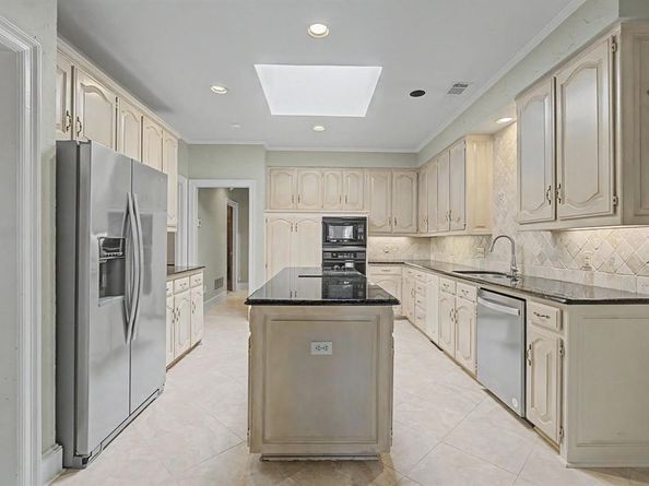 1807  Lakeshore Court , McKinney Texas 75072