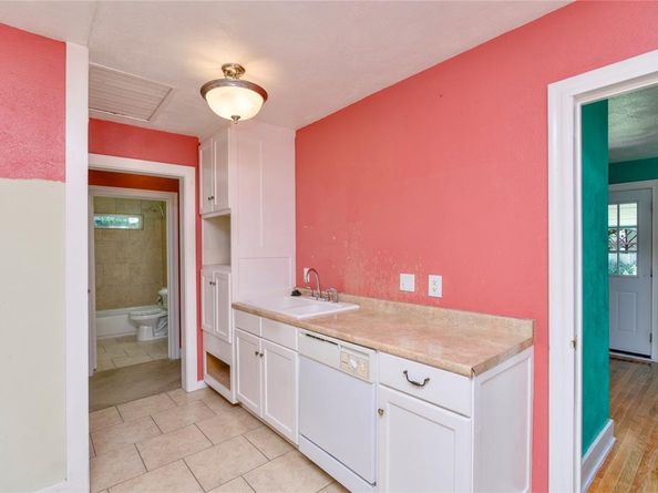 3332  Ryan Avenue , Fort Worth Texas 76110