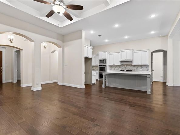 3117  Zenyatta Court , Celina Texas 75009