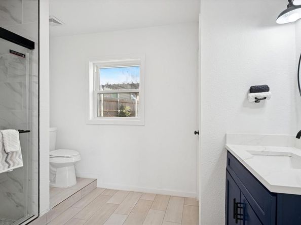 3606  Texas Drive , Dallas Texas 75211