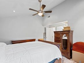 2706  Meadow Bluff Lane , Dallas Texas 75237