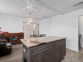 2706  Meadow Bluff Lane , Dallas Texas 75237