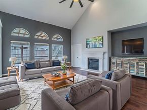 9  Losana Court , Mansfield Texas 76063